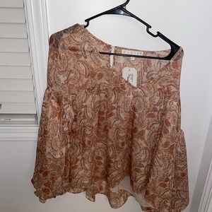Beautiful blouse for fall